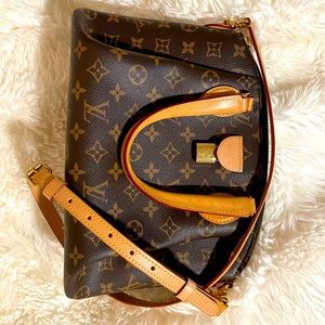 Louis Vuitton Rivoli PM